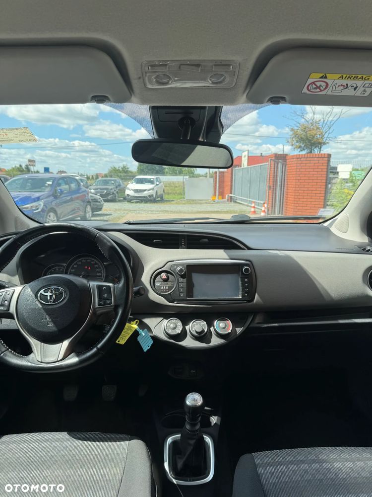 Toyota Yaris 1.4 D-4D Lounge - 13