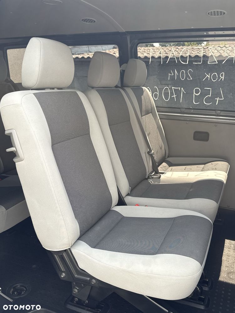 Volkswagen Transporter - 5