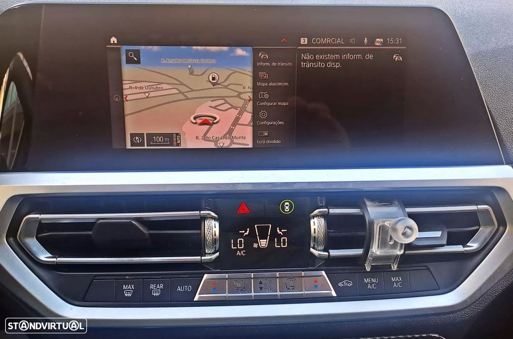 BMW 320 d Touring Pack Desportivo M Pro Auto - 21