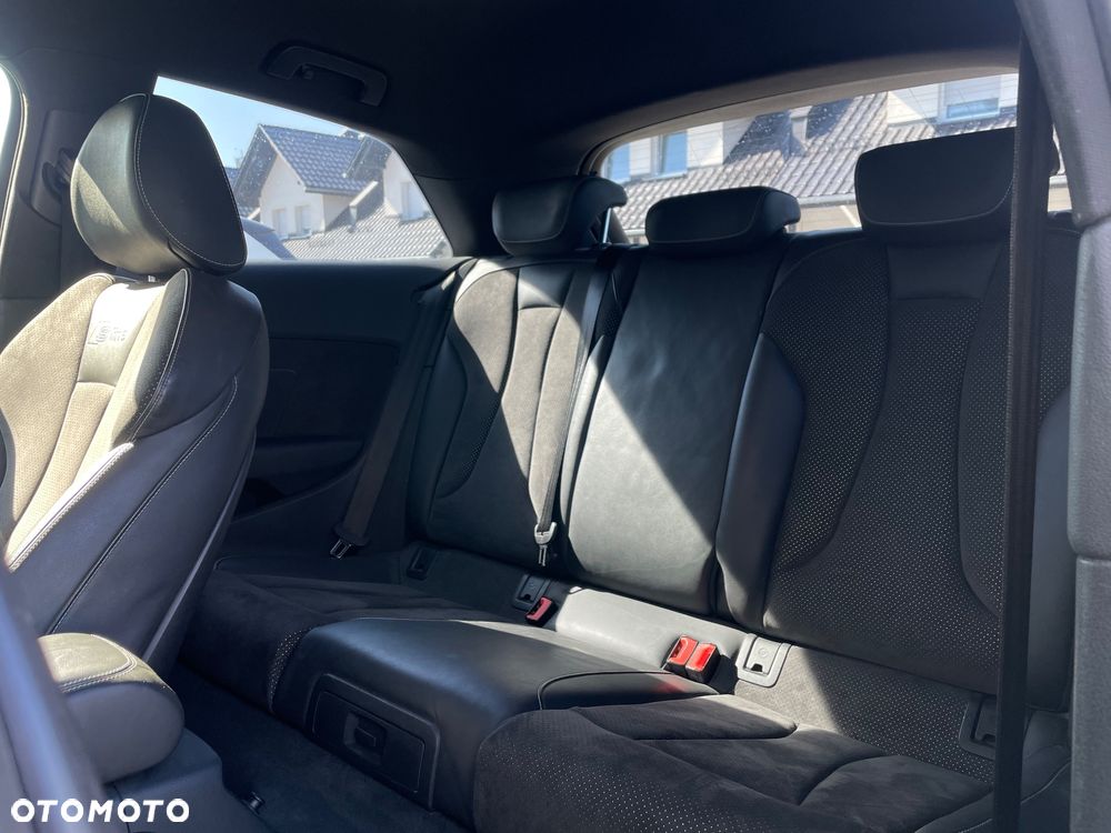 Audi A3 3-drzwiowe 2.0 TDI Ambiente S tronic - 13