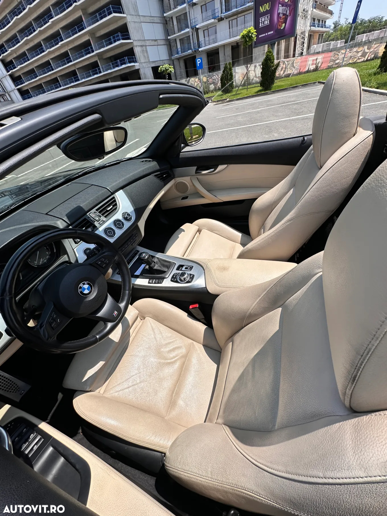 BMW Z4 sDrive28i - 11