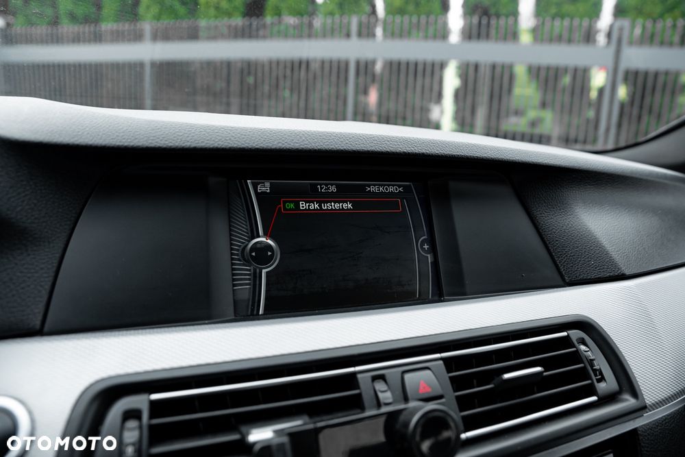 BMW Seria 5 ver-xdrive20d - 39