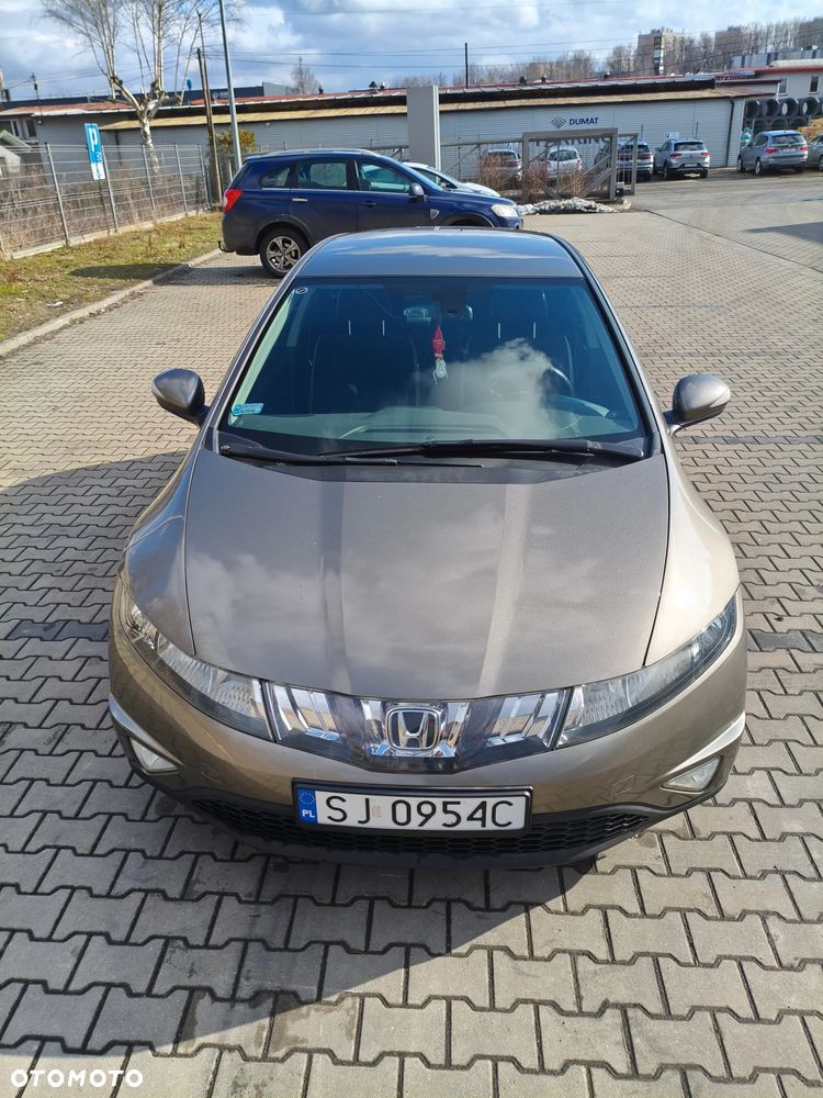 Honda Civic 1.8 Comfort - 3