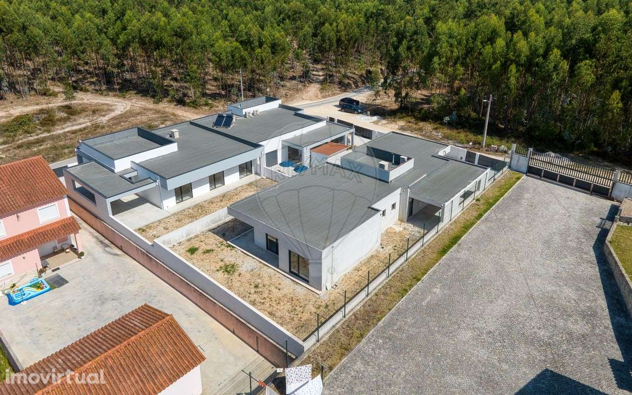 Moradia T4 para venda - Grande imagem: 2/40