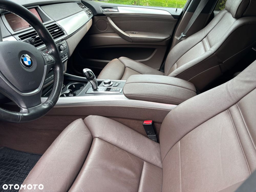 BMW X5 xDrive30d - 16