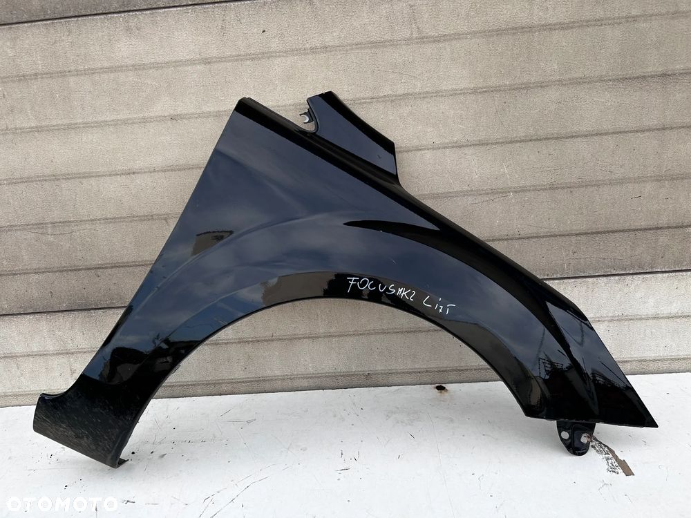 FORD FOCUS MK2 II 2 LIFT BŁOTNIK PRZÓD PRZEDNI CZARNY - 1