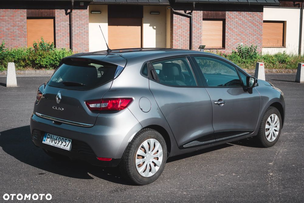 Renault Clio 1.2 16V Alize - 7