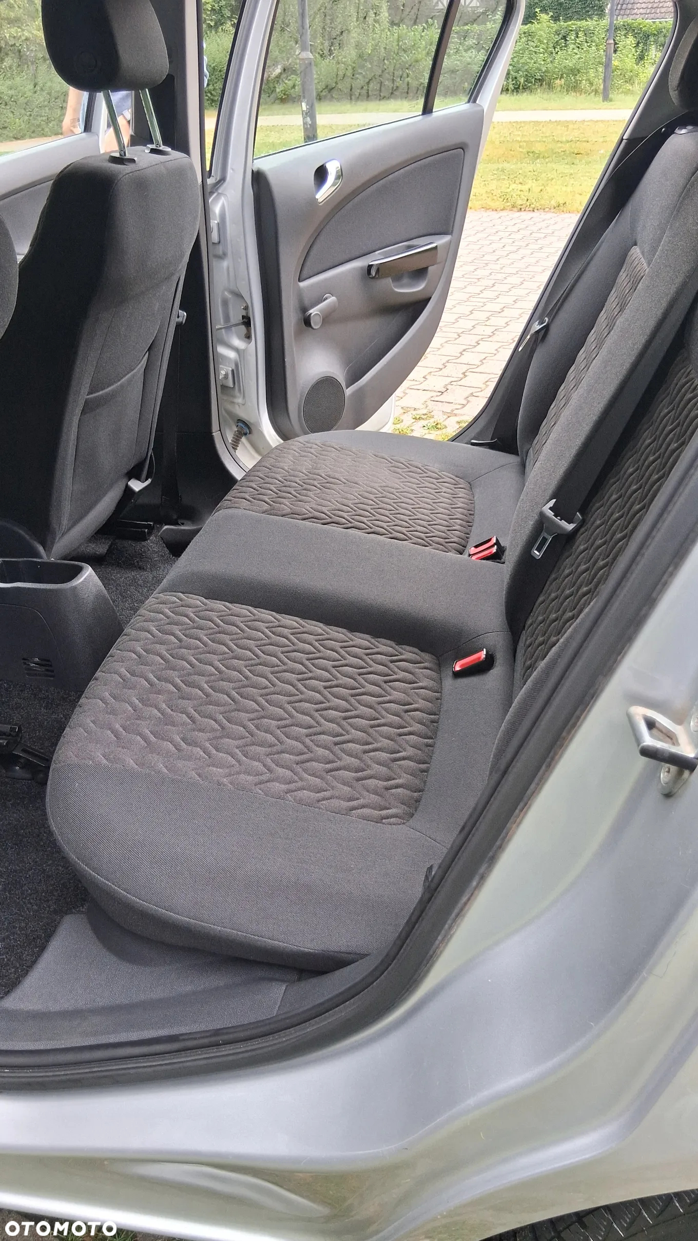 Opel Corsa 1.2 16V Color Edition - 11