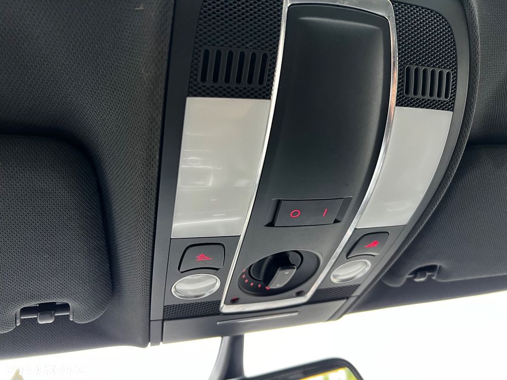 Audi A6 Avant 3.0 TDI DPF quattro - 28