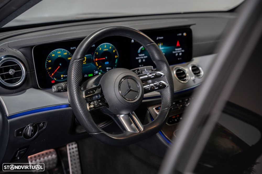 Mercedes-Benz E 300 - 35