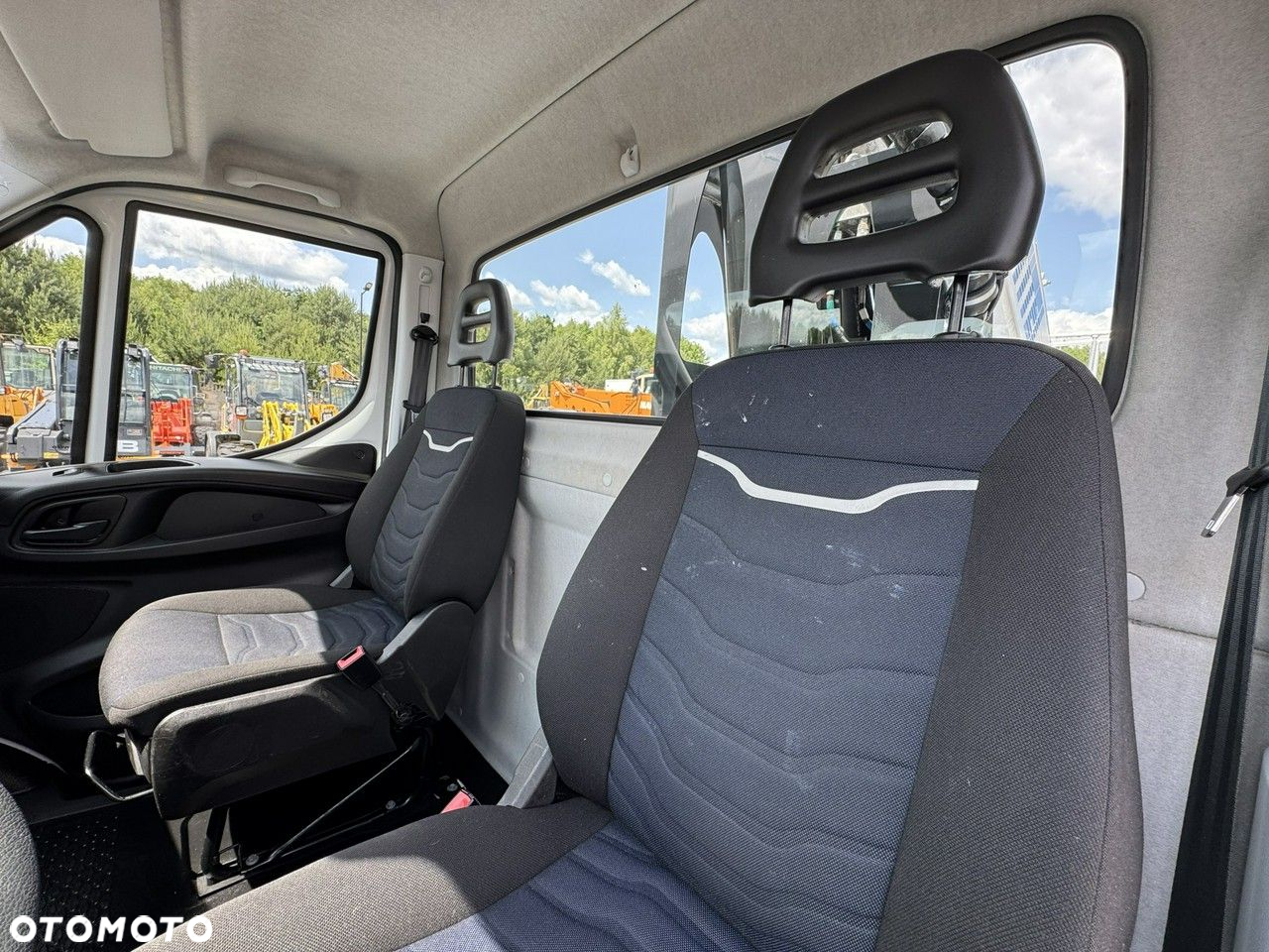 Iveco Daily 35S14 - 30