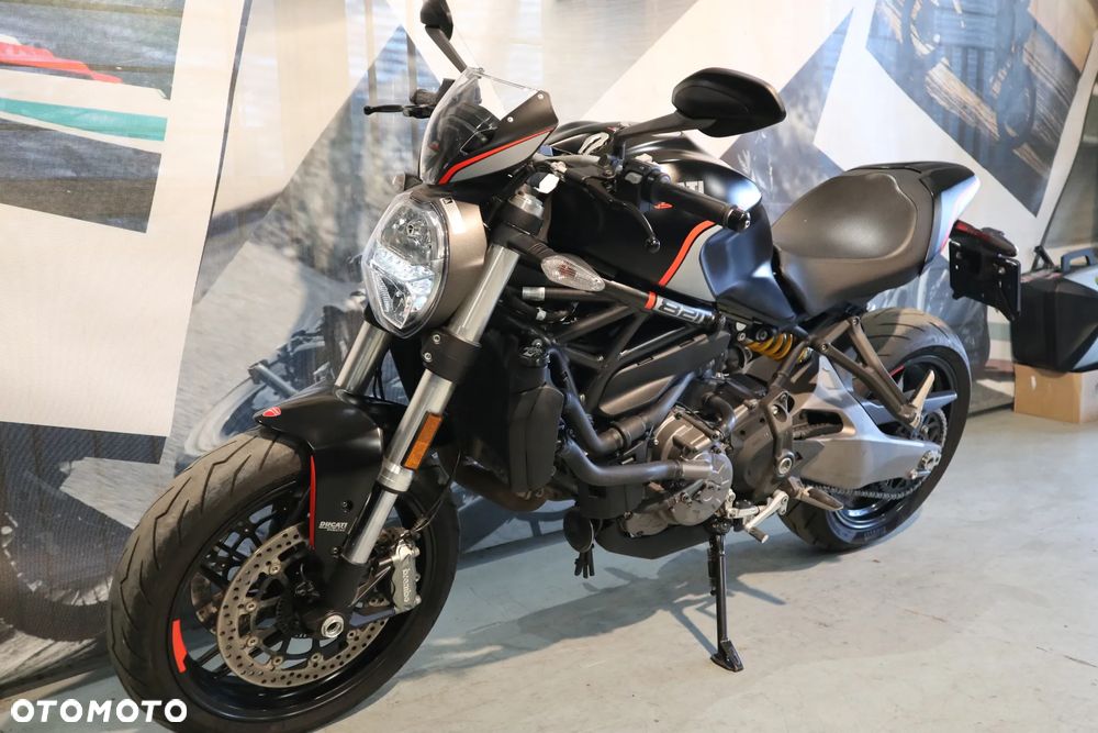 Ducati Monster - 2