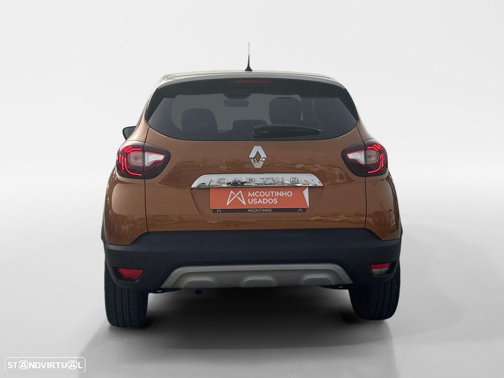 Renault Captur 0.9 TCE Exclusive - 4