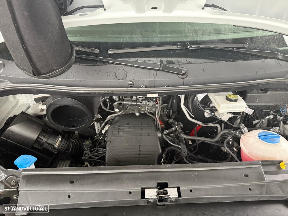 VW Crafter 35 2.0 TDI LH3 180 CV C/FRIO - 26