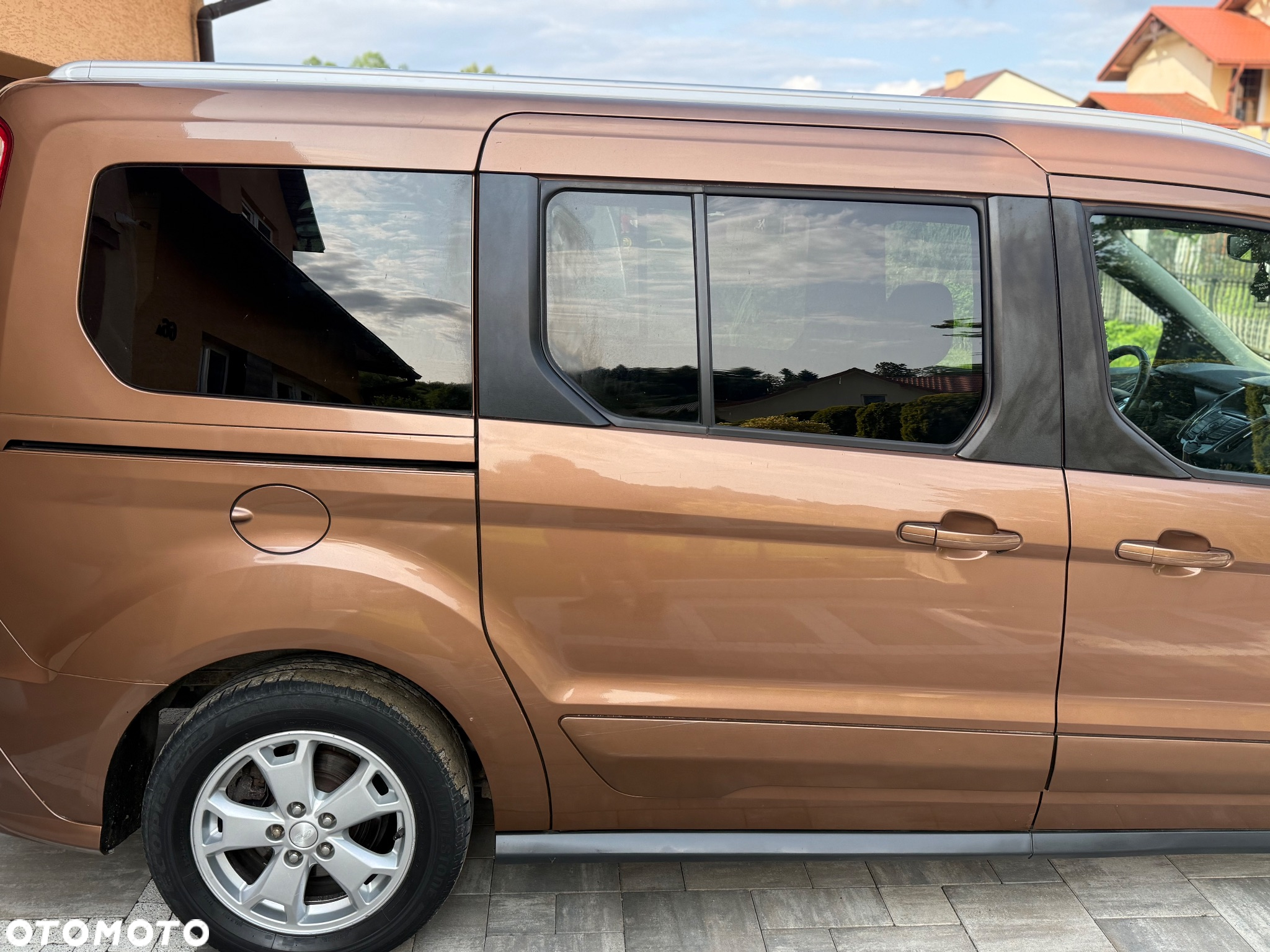 Ford Tourneo Connect 1.6 TDCi Titanium - 24