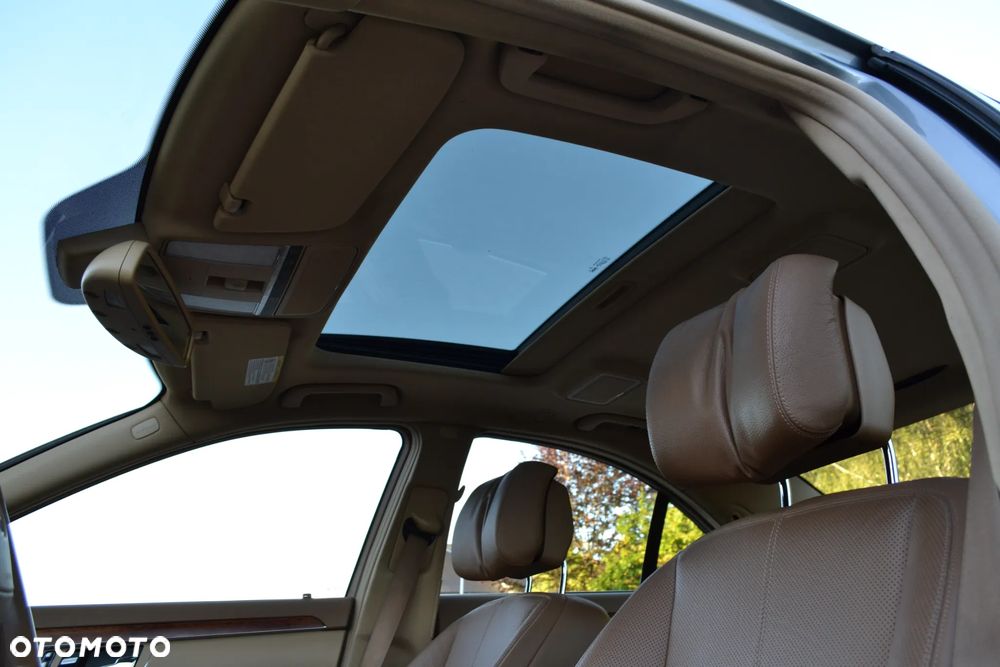 Mercedes-Benz Klasa S 500 7G-TRONIC - 21