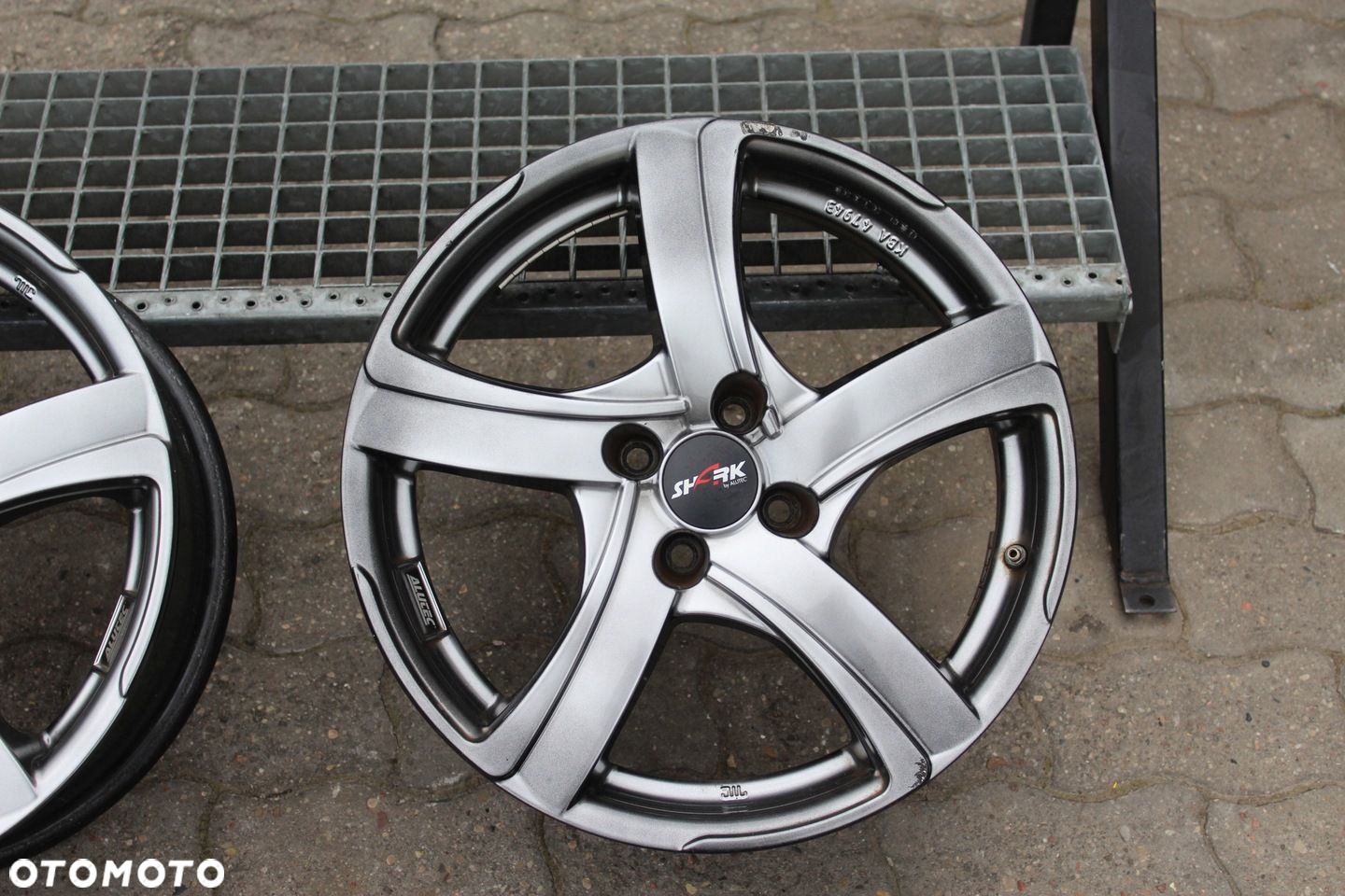 ALUTEC 17 4x100 ET40 7J OPEL TOYOTA RENAULT MINI - 4