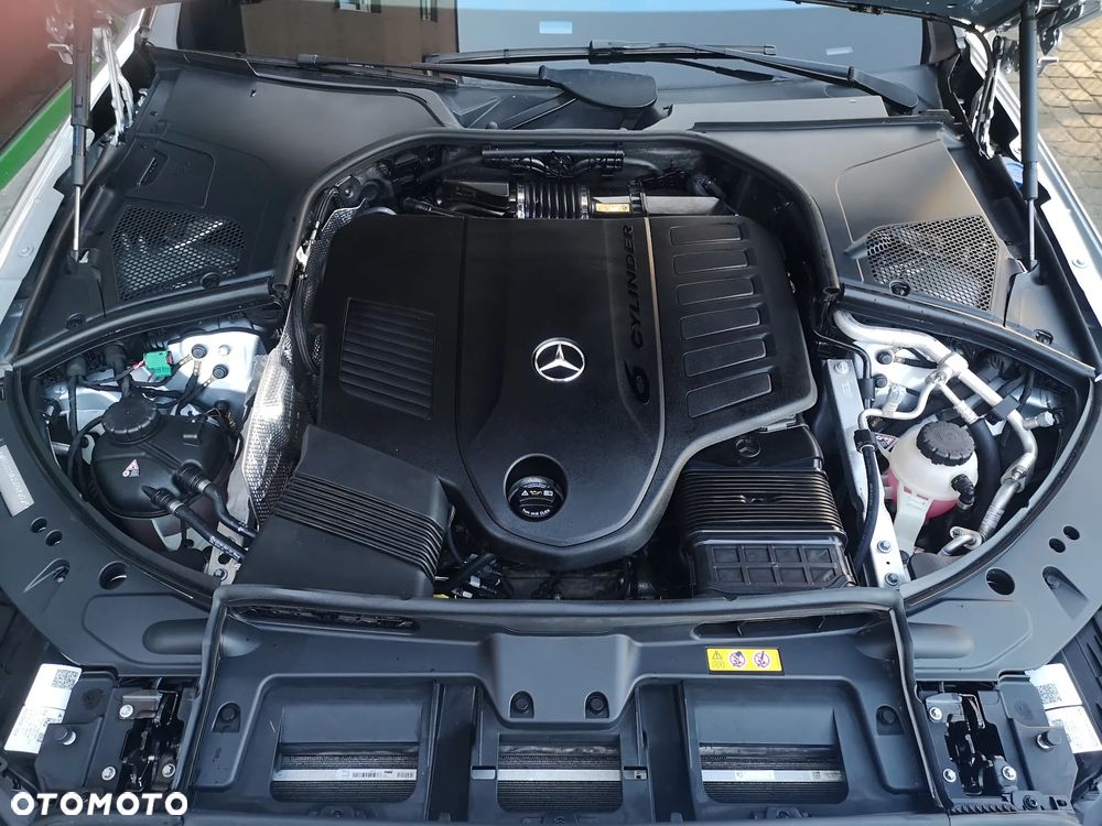 Mercedes-Benz Klasa S 580e L 9G-TRONIC - 36