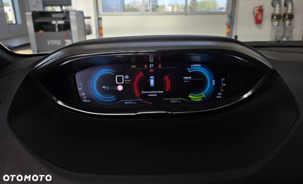 Peugeot 3008 1.6 PureTech Hybrid4 PHEV GT S&S EAT8 - 27