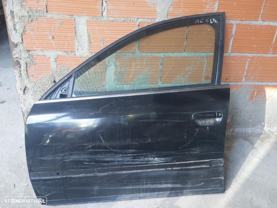 Porta Audi A6 Frente Esquerda Completa Danificada - 1