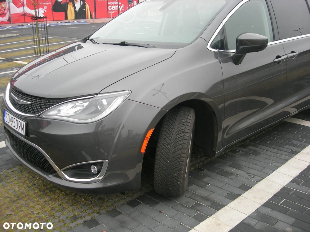 Chrysler Voyager - 11