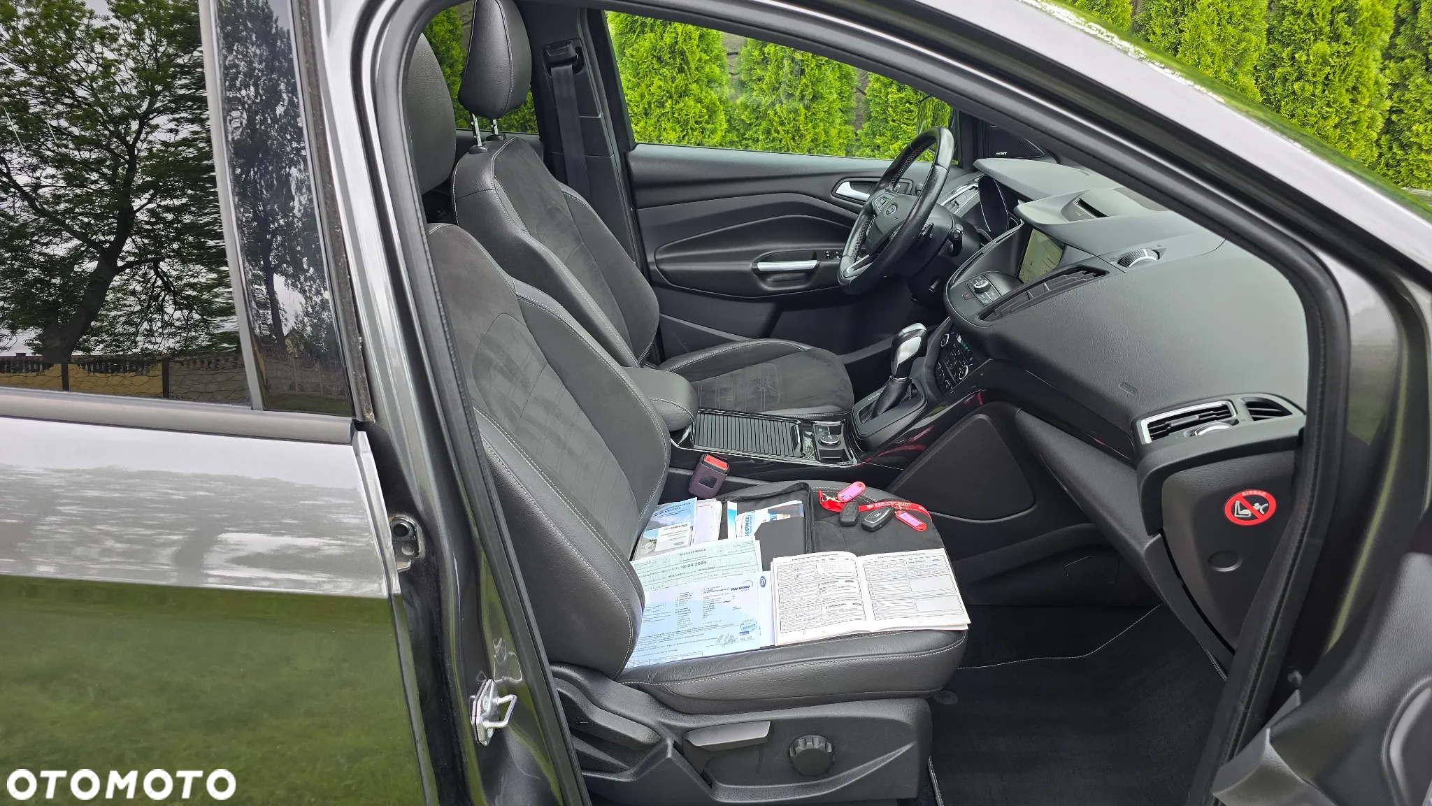 Ford Kuga 2.0 TDCi AWD ST-Line - 31