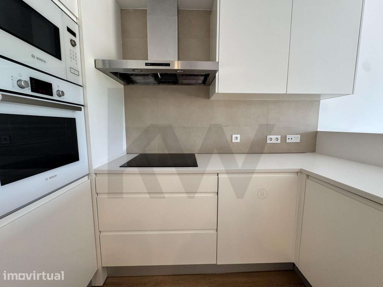 Apartamento T1 para Arrendamento em Condomínio Privado na Quinta da Tr - Grande imagem: 4/32