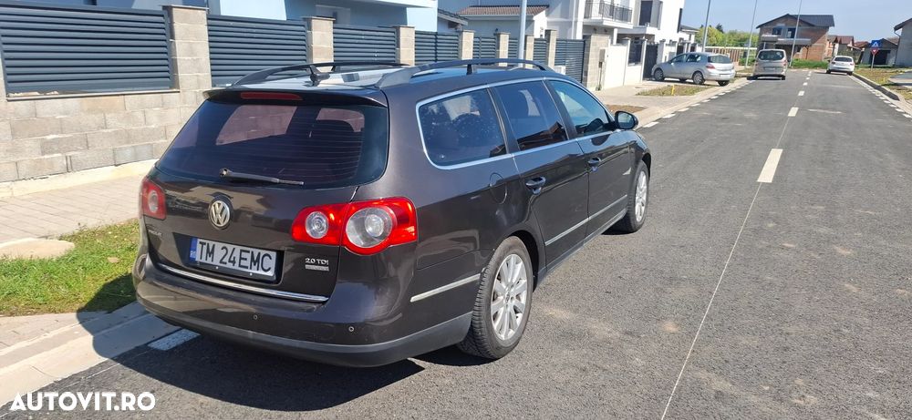 Volkswagen Passat 2.0 TDI Comfortline DPF 4Motion - 5