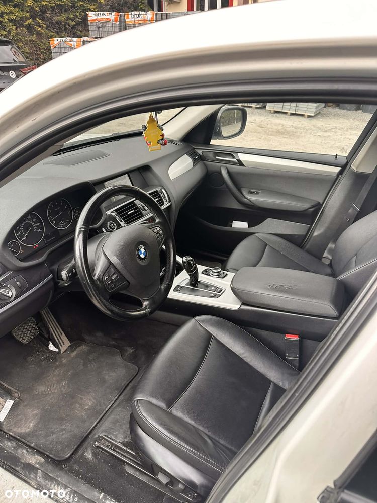 BMW X3 28i xDrive - 6
