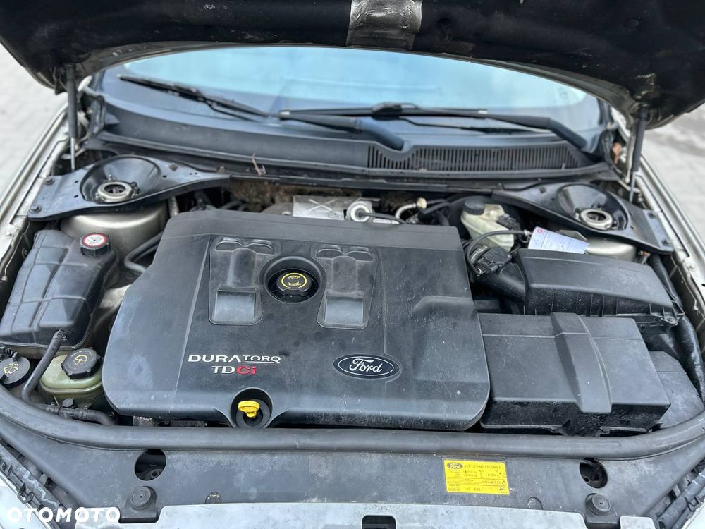Ford Mondeo 2.0 TDCI Ghia - 11