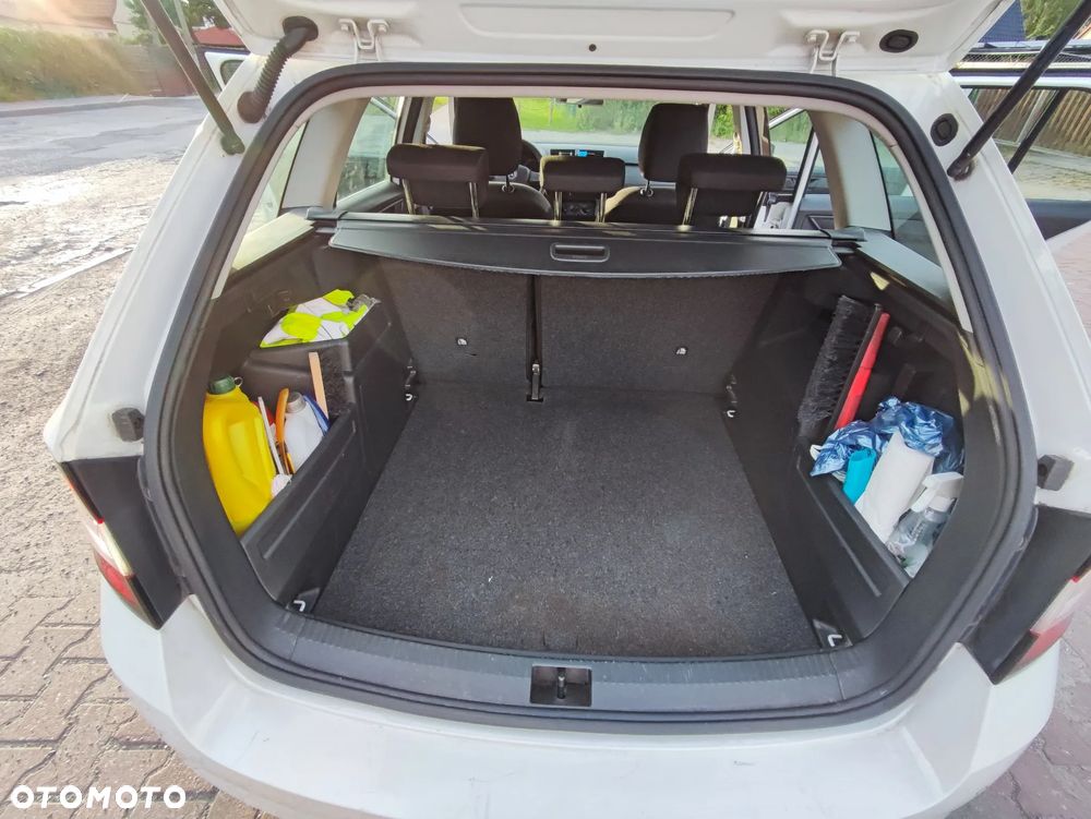 Skoda Fabia 1.2 TSI Active - 4