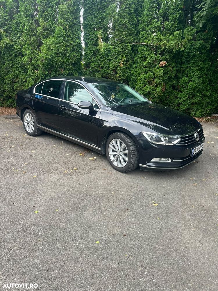 Volkswagen Passat 1.6 TDI DSG Trendline - 2