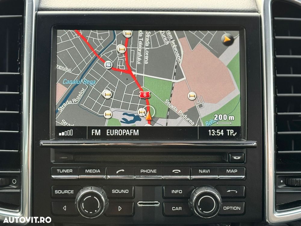 Porsche Cayenne Diesel Platinum Edition - 17