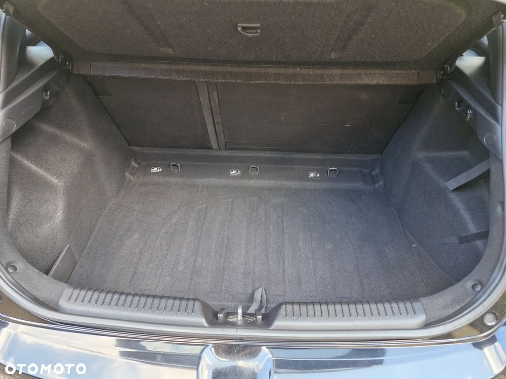 Hyundai i30 1.4 Trend - 21
