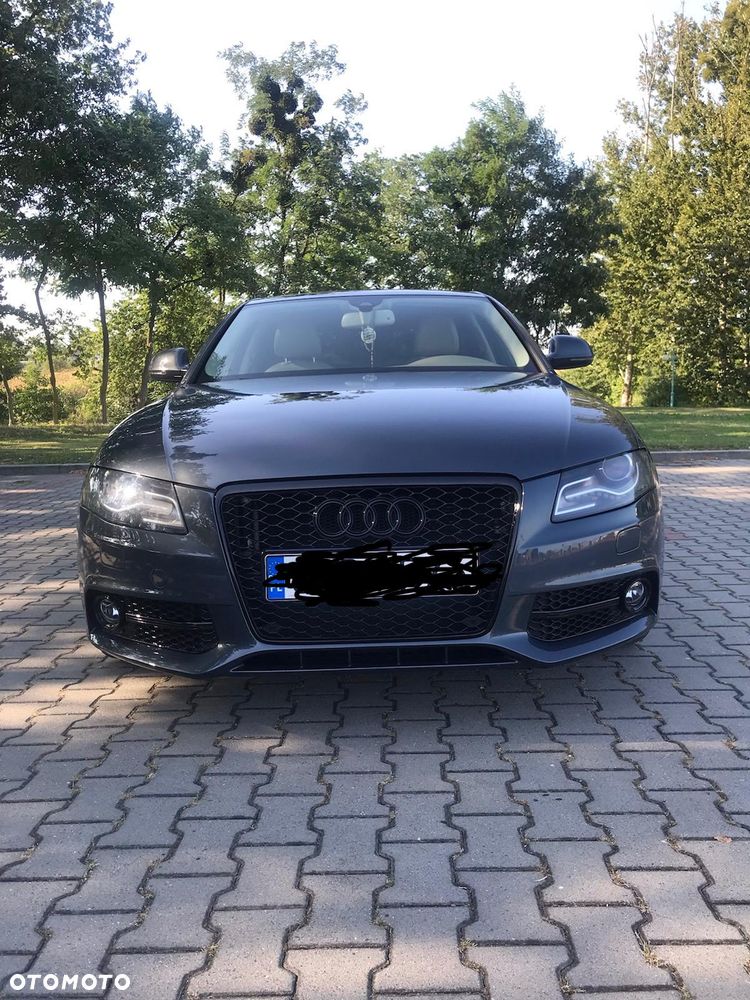 Audi A4 Limousine 3.2 FSI Quattro Tiptronic - 11