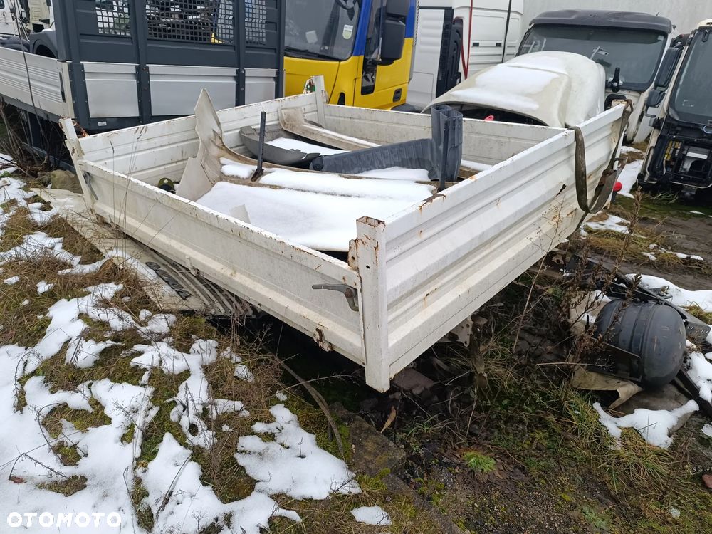 Mitsubishi Fuso Canter 3S13 Chłodnia - 14