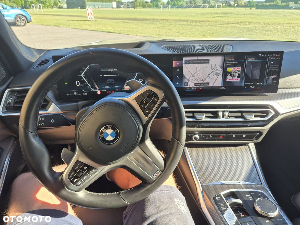 BMW Seria 3 330i xDrive M Sport - 10