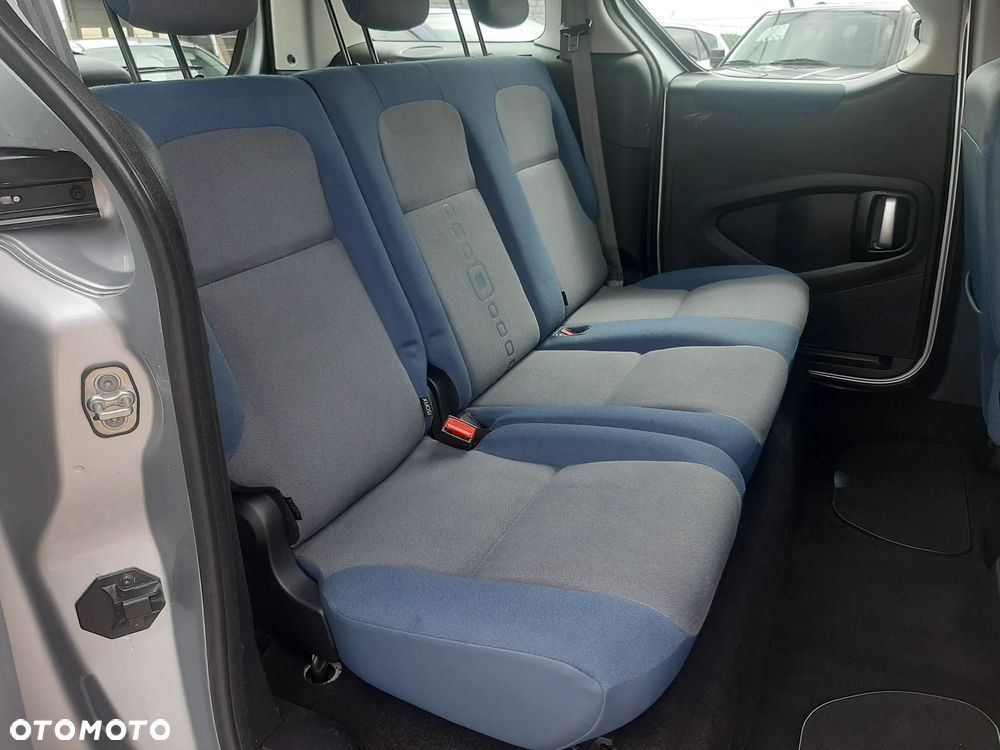 Citroën Berlingo e-HDi 90 FAP EGS6 Multispace Exclusive - 18