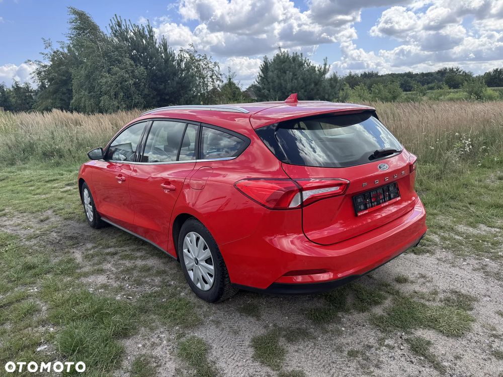 Ford Focus 1.5 EcoBlue Start-Stopp-System TITANIUM DESIGN - 7