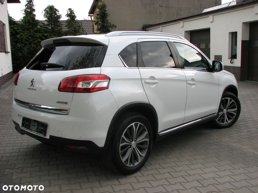 Peugeot 4008 - 2