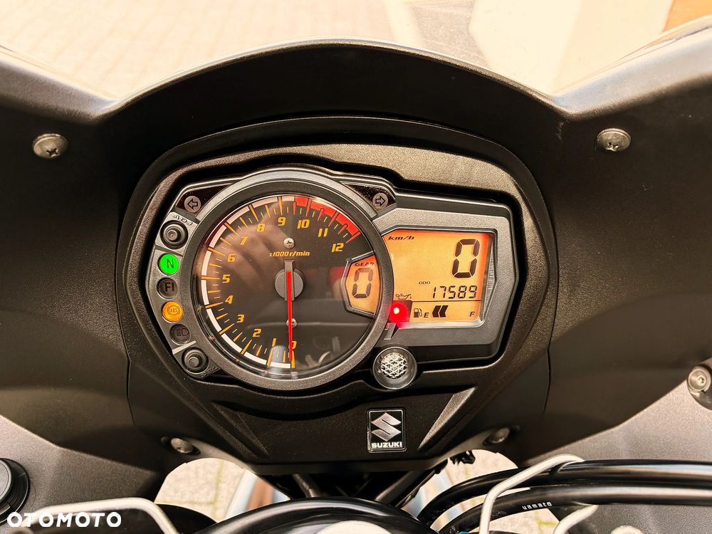 Suzuki GSX - 8