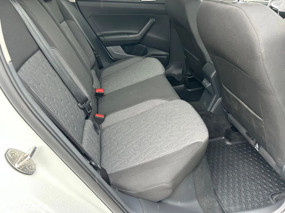 Volkswagen Polo 1.0 MPI Special Edition - 23