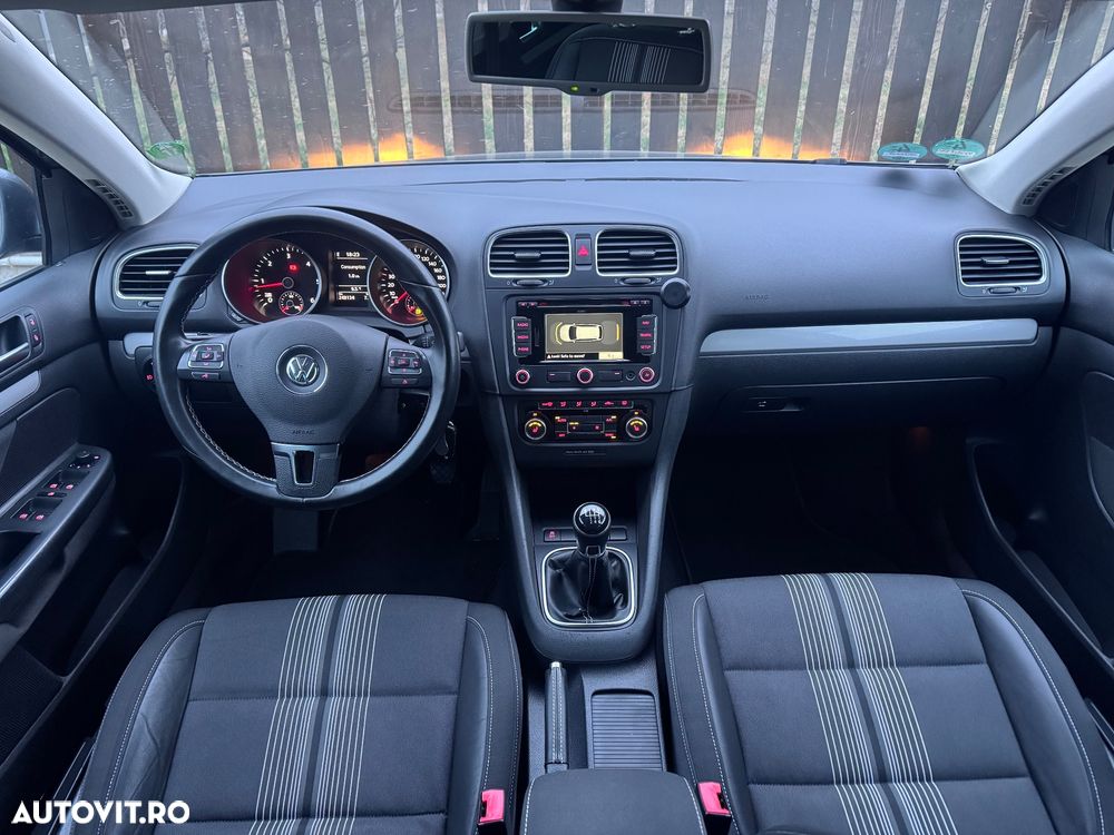 Volkswagen Golf 2.0 TDI DPF MATCH - 5