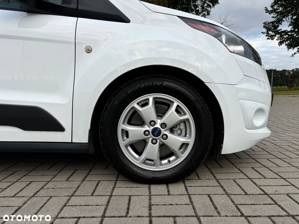 Ford Tourneo Connect Grand - 8
