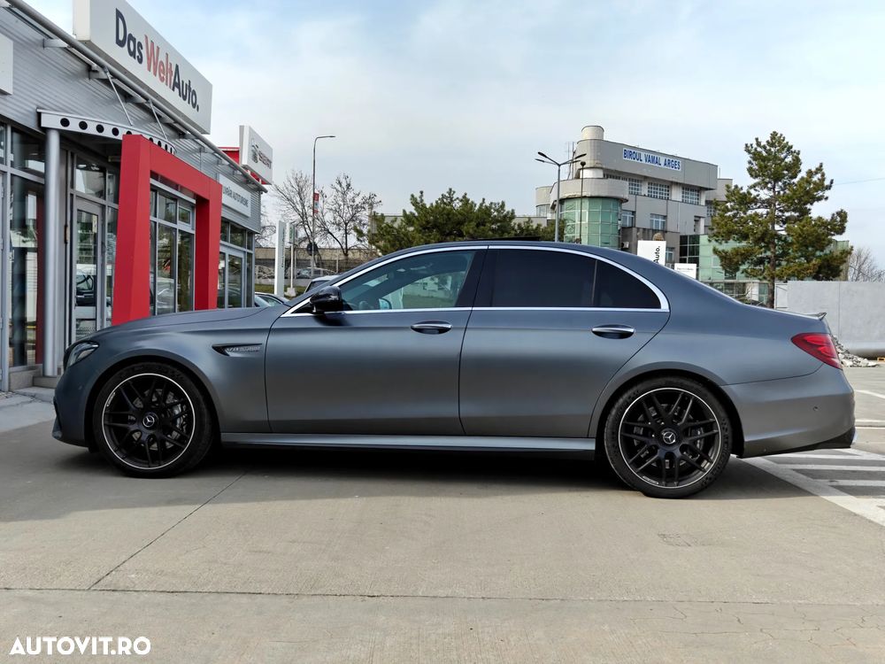Mercedes-Benz E AMG 63 4Matic AMG Speedshift 9G-MCT - 6