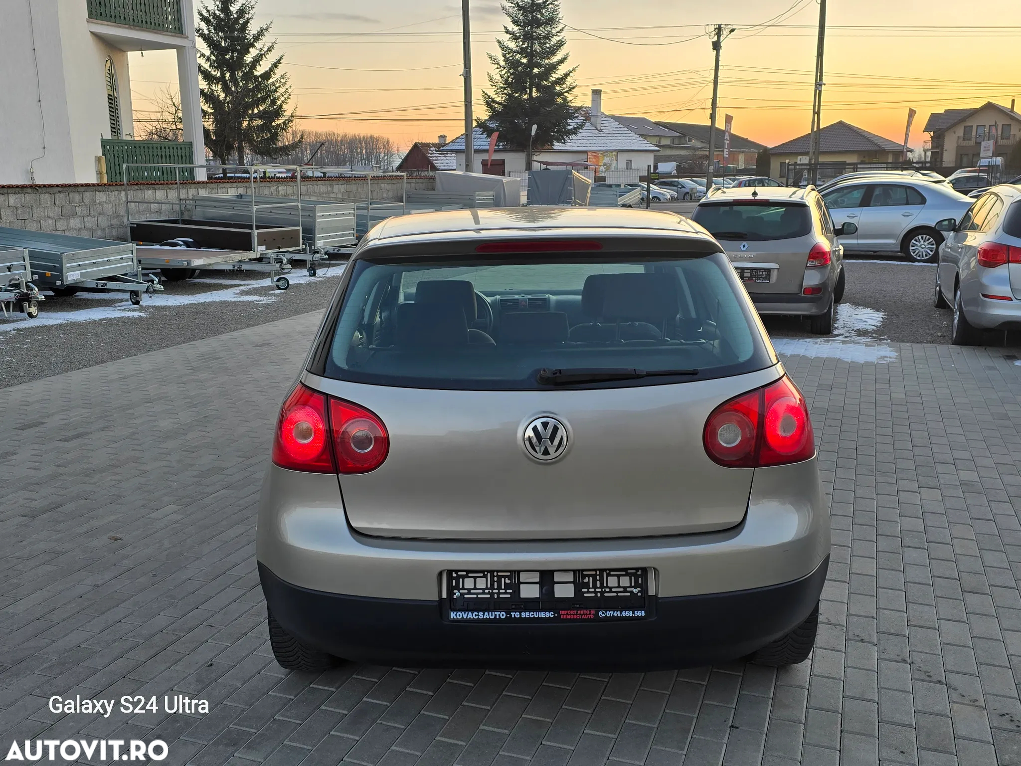Volkswagen Golf - 13