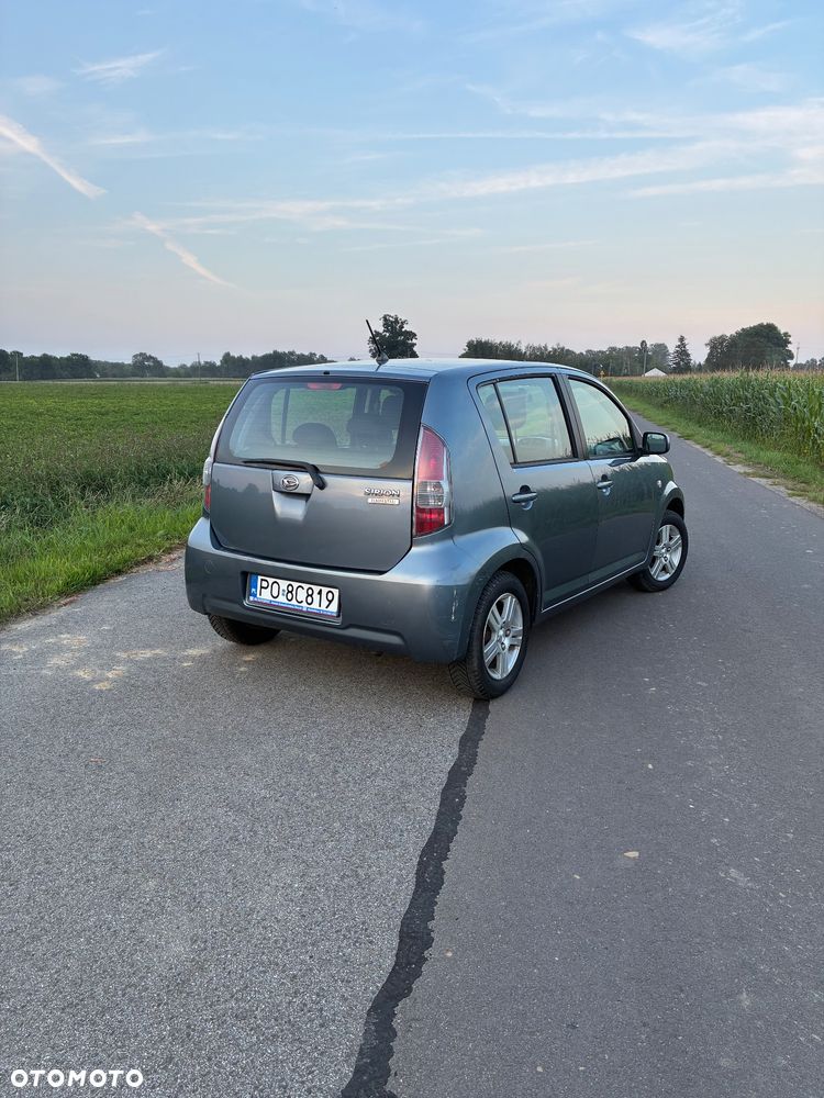 Daihatsu Sirion 1.3 - 5
