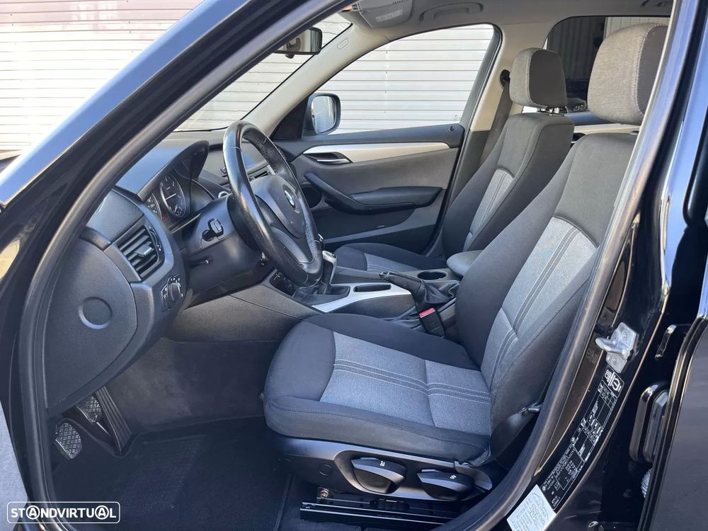 BMW X1 18 d sDrive Line Sport - 28