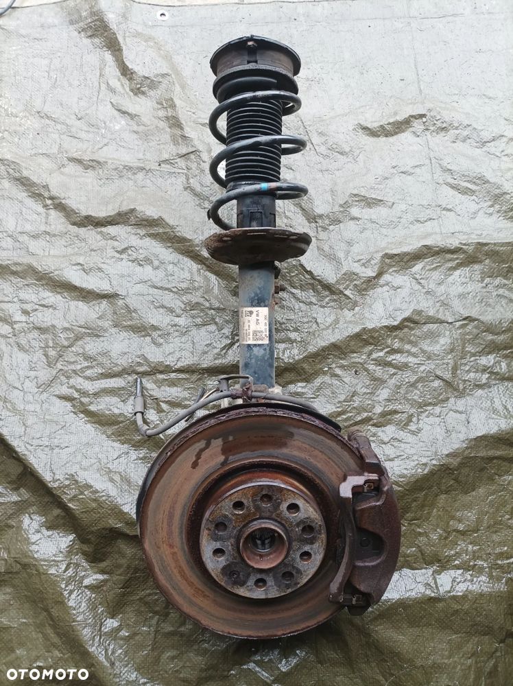 Skoda SuperB III zawieszenie zwrotnica mcpherson prawy lewy 5Q0407258A 5Q0407257A - 2