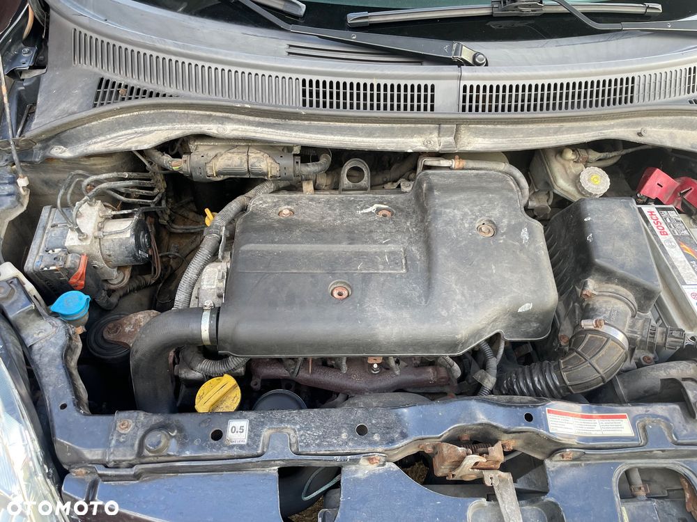 Suzuki Swift - 12